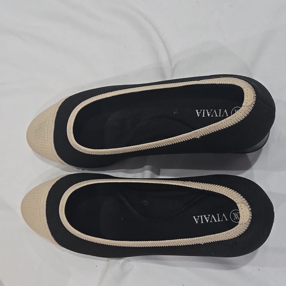 Vivaia Julie Pro Almond Cap Toe Knit Pumps Size 40 NIB - Picture 3 of 10